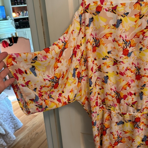 Blouse - Picture 6 of 7